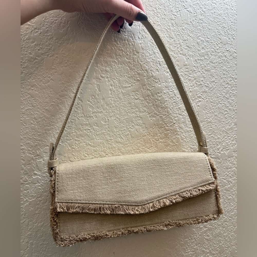 Elegant Beige Fringed Women's Bag